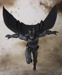 Justice League - Batman - S.H.Figuarts Figur -Sammlerwelt Verkauf 331edf39c55f3fb9518b475afc917f442e4503cafad5a84ae05e12bea040c8b9