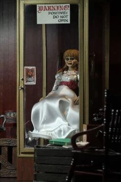 NECA The Conjuring Universe - Ultimate Annabelle 3 - Actionfigur -Sammlerwelt Verkauf 419903