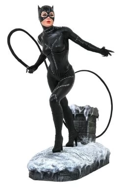 Diamond Select DC Gallery - Batman Returns Movie - Catwoman Diorama